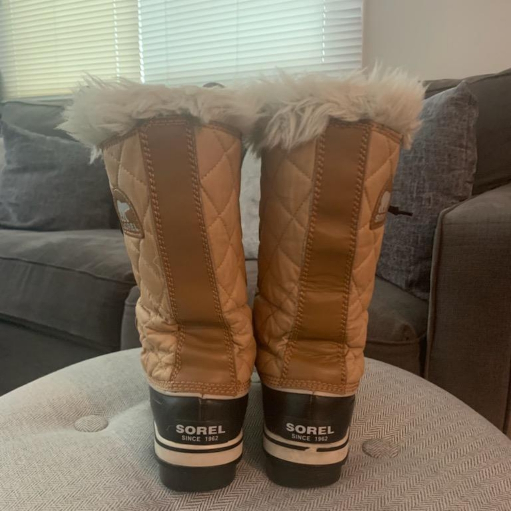 Sorel Waterproof Boots with Fur - Picture 3 of 5